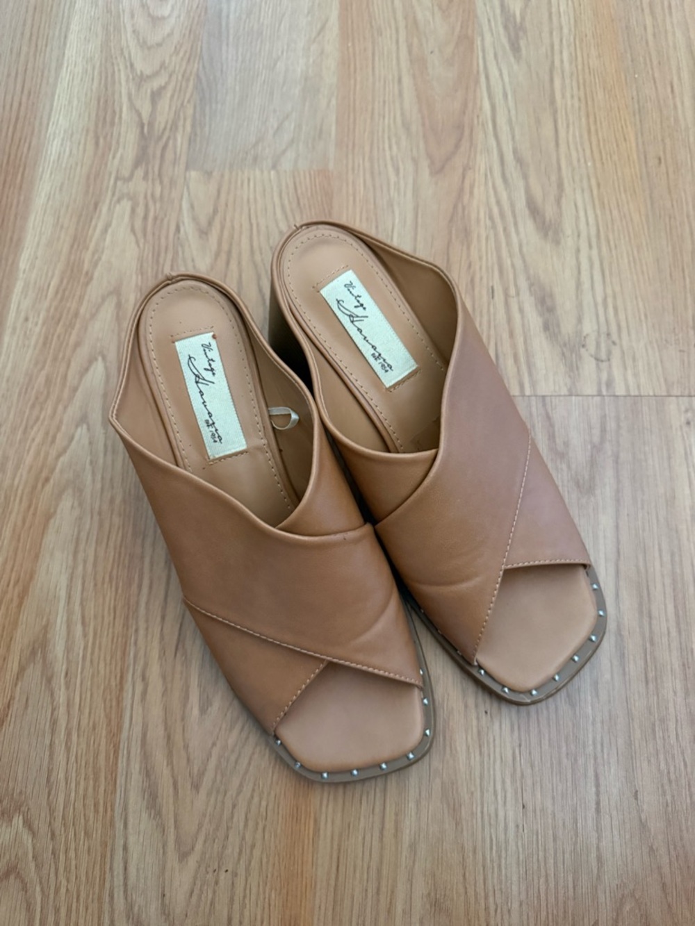 Vintage Havana Valeria Cognac Women's Block Heel Mule Sandals. Size 8.